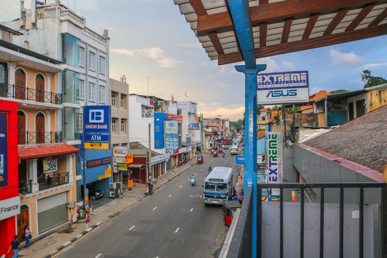 Dhawalagiri Inn Kandy Eksteriør billede